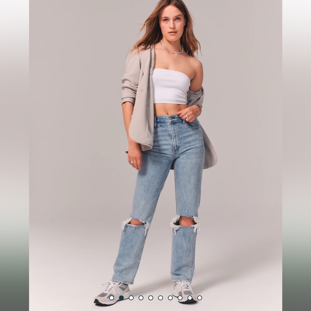 Abercrombie Ultra High Rise 90s Straight Jean